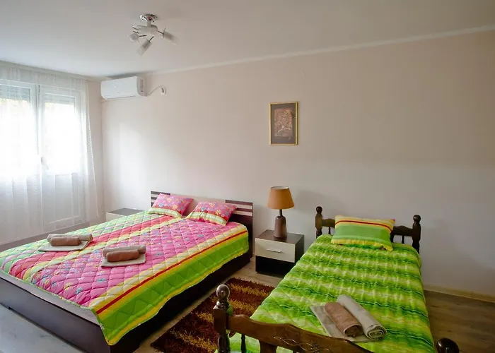 Park * Аранделовац